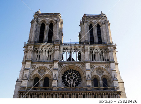 Notre Dame Cathedral in Paris 25828426