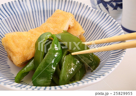 万願寺唐辛子と京揚げの煮物　京料理 25829955