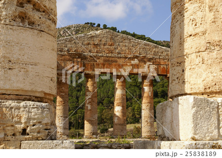 segesta archaeological site of ancient greece  25838189