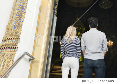 Break Couple Destination Explore Peace Summer Concept 25844609