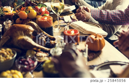 Thanksgiving Celebration Tradition Family Dinner Concept Thanksgiving Celebration Tradition Family Dinner Concept 25845056