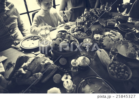 Thanksgiving Celebration Tradition Family Dinner Concept 25845327
