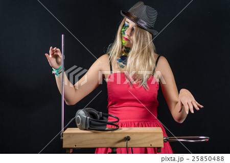 theremin theremin 25850488