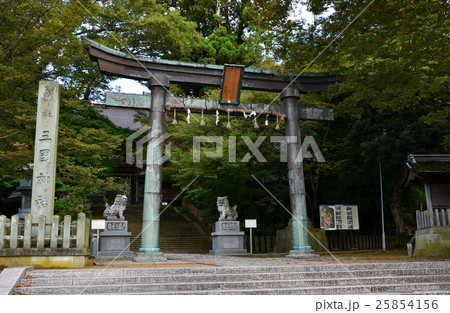 福井　三国神社　鳥居（2016.10） 25854156