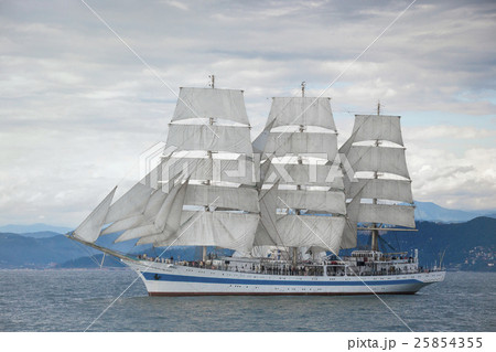 Beautiful old sailing ship in the sea 25854355