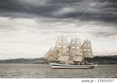 Beautiful old sailing ship in the sea Beautiful old sailing ship in the sea 25854357