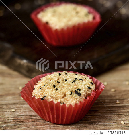 japanese sesame mochi pastries 25856513