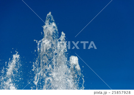水しぶき 25857928
