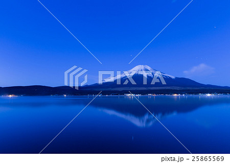 山梨_山中湖富士山夜景 山梨_山中湖富士山夜景 25865569