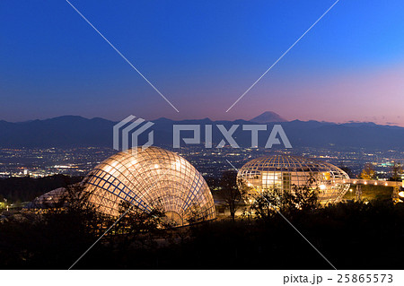 笛吹川フルーツ公園夜景の写真素材