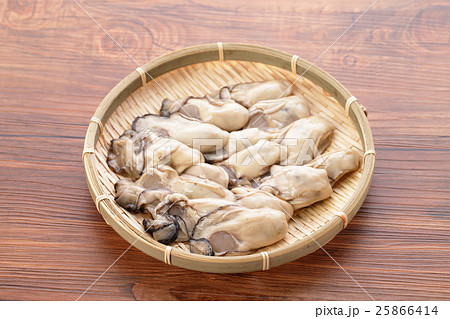 生牡蠣（広島産、加熱用） 25866414