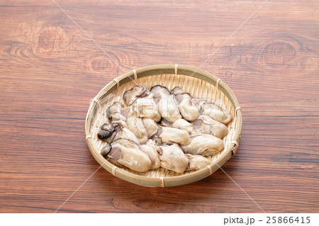 生牡蠣（広島産、加熱用） 25866415