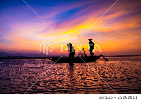 The casting people living along the River 25868911