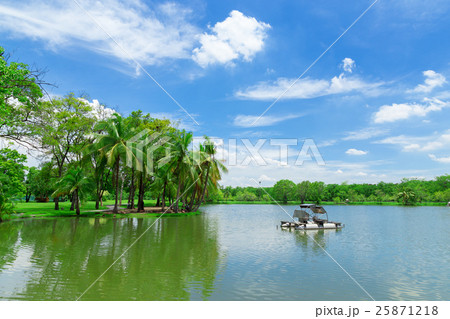 Wachirabenchatat Park 25871218