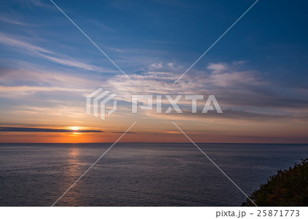 知床半島の夕焼け 知床半島の夕焼け 25871773