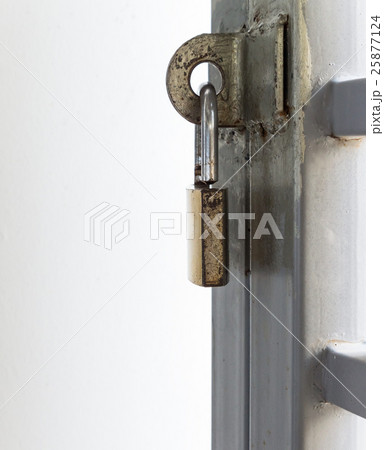 Old brass masterkey. 25877124