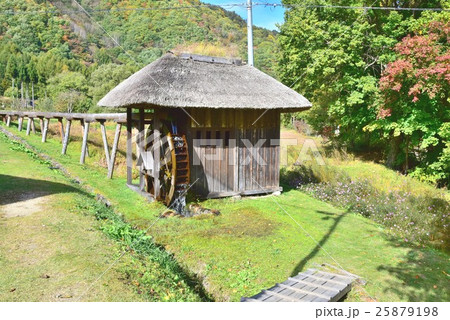 福島県・前沢曲家集落の水車小屋 福島県・前沢曲家集落の水車小屋 25879198