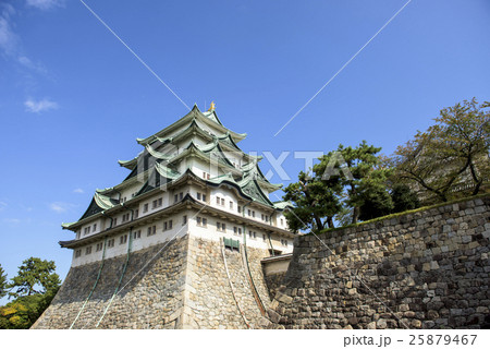 秋の名古屋城 25879467