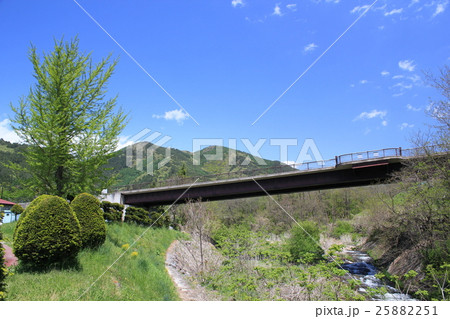 幸村橋と戸沢山 25882251