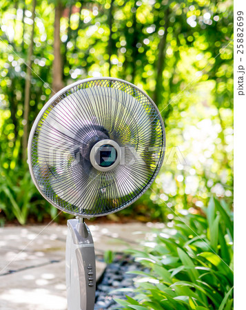 The electric table fan in the garden The electric table fan in the garden 25882699