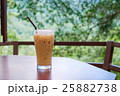 Iced coffee in coffee shop with natural background 25882738