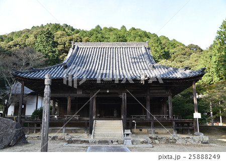 【瀬戸内三十三観音霊場】第十番 福生寺の本堂 岡山県備前市 【瀬戸内三十三観音霊場】第十番 福生寺の本堂 岡山県備前市 25888249