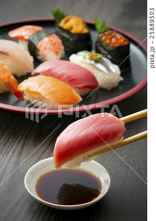にぎり寿司 25889503