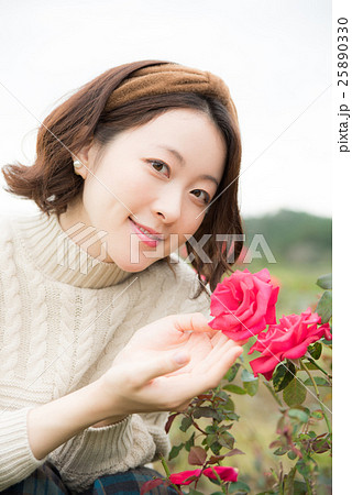 薔薇 女性 薔薇 女性 25890330