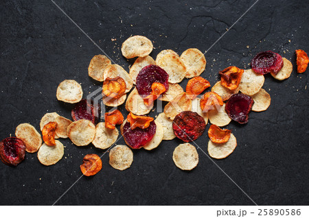 Homemade vegetable chips Homemade vegetable chips 25890586