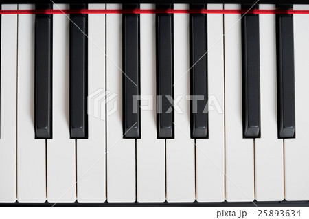 Black piano close-up Black piano close-up 25893634