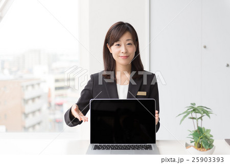 女性、コンサルタント 25903393