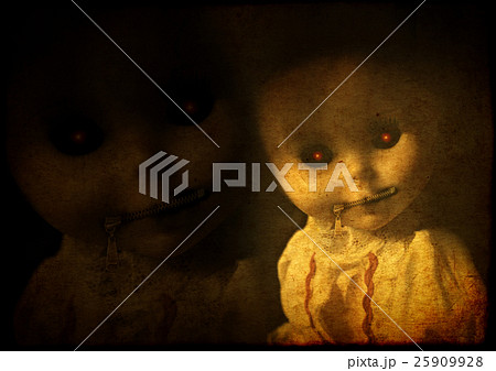 Grunge background with vintage evil spooky dol Grunge background with vintage evil spooky dol 25909928