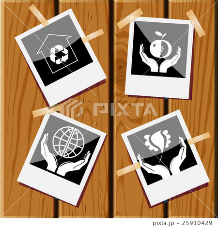 bird in hands, apple in hands, protection world 25910429