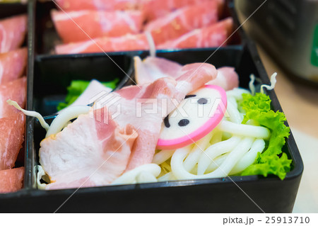 Pink kamaboko sliced, japanese fish cake 25913710