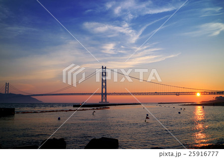 明石海峡大橋の夕景 明石海峡大橋の夕景 25916777