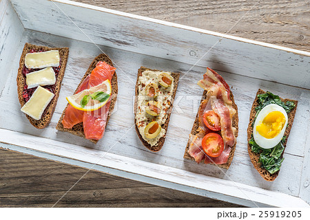 Bruschetta with different toppings 25919205