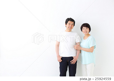 ミドル　夫婦 25924559
