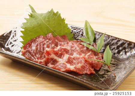 馬刺し 馬刺し 25925153