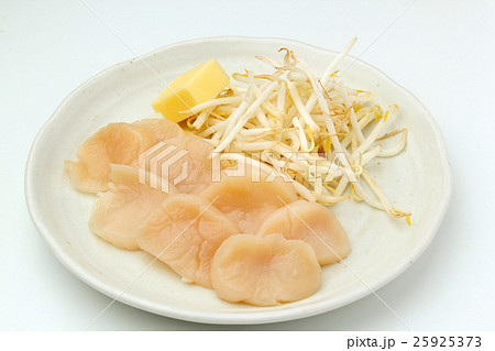 ホタテ貝柱の鉄板焼き ホタテ貝柱の鉄板焼き 25925373