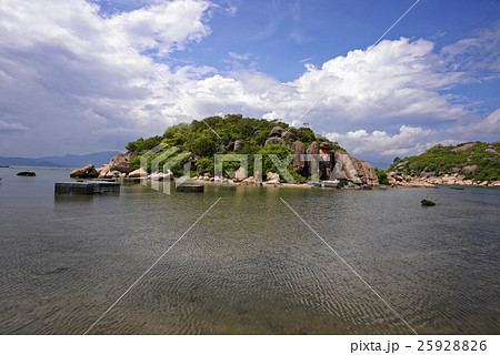 Cam Ranh beach, Khanh Hoa, Vietnam - 09 Oct 2016 25928826