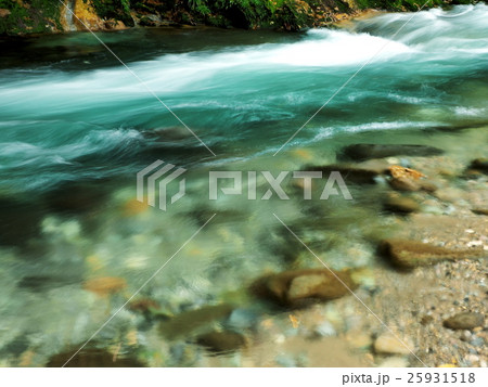 津江の渓流 25931518