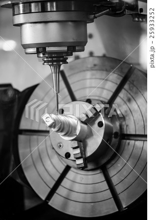 Metalworking CNC milling machine. 25933252