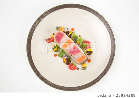 Steak layer fish 25934289