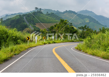 Winding Paved Road in the mountain. 25936462