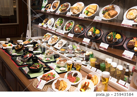 レストラン前の食品サンプル 25943584