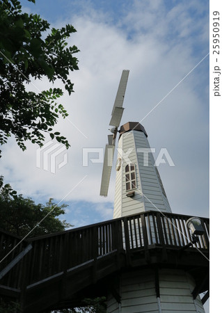 風車のある風景 風車のある風景 25950919