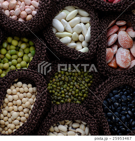 Collection of bean, fiber food make heart health Collection of bean, fiber food make heart health 25953467