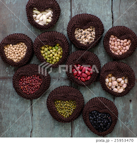 Collection of bean, fiber food make heart health Collection of bean, fiber food make heart health 25953470