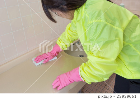 施設作業スタッフ 25959661