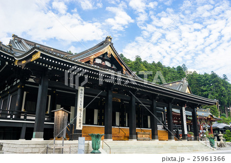 身延山久遠寺　本堂 25961366